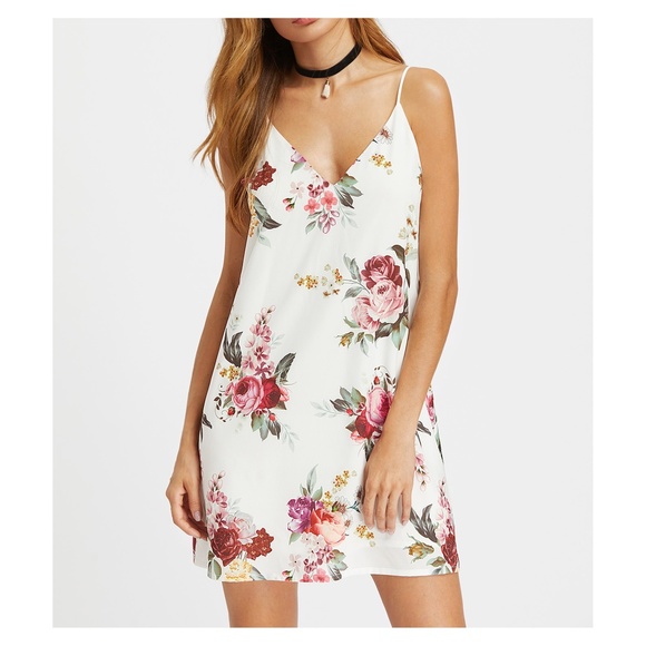 MBM Unlimited Dresses & Skirts - White Floral Spaghetti Straps Cami Slip Dress